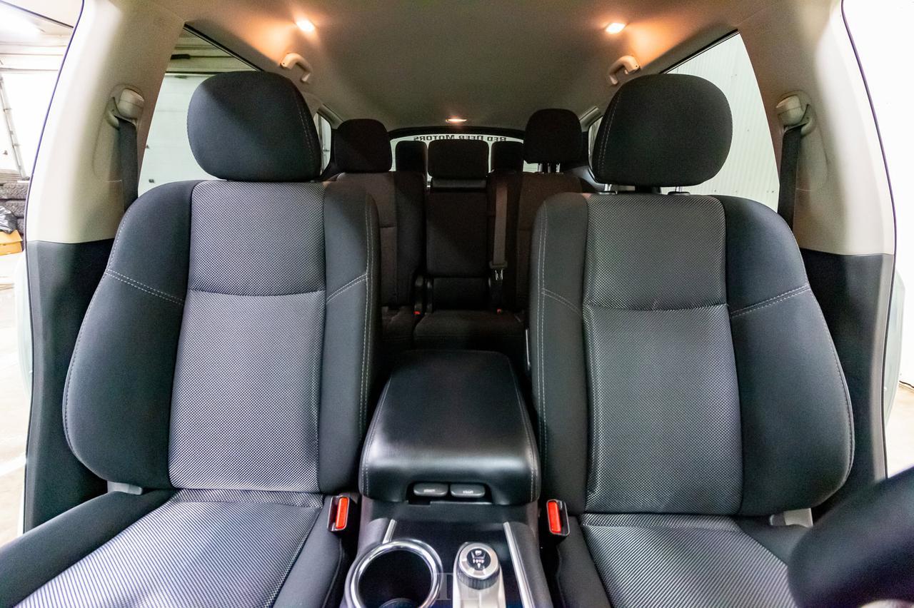 2019 Nissan Pathfinder AWD SV Nav BCam 3rd Row Seatin Red Deer AB