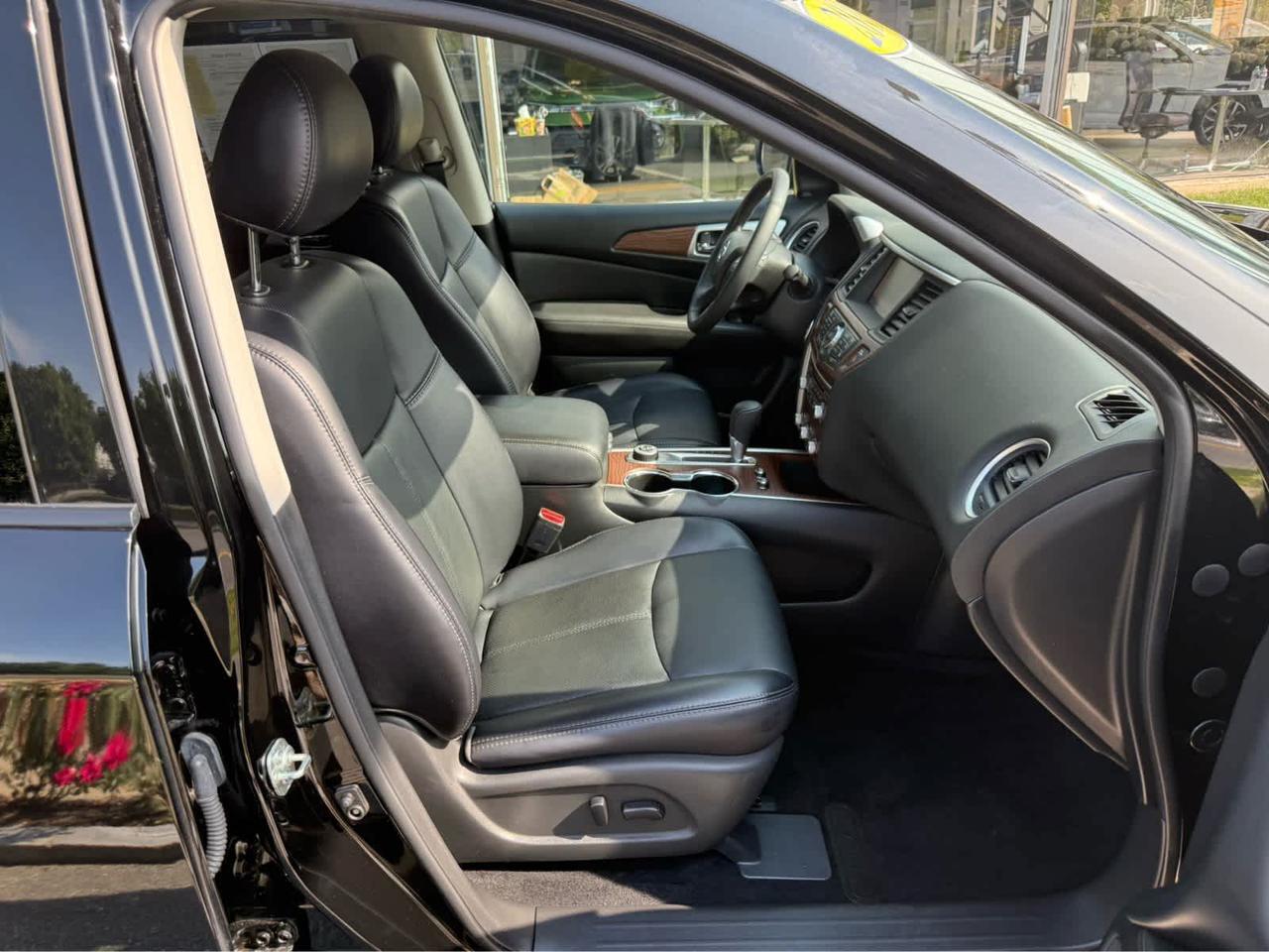 2019 Nissan Pathfinder Platinum Wellesley MA