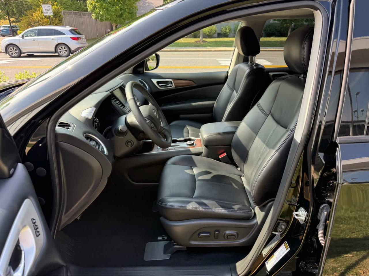 2019 Nissan Pathfinder Platinum Wellesley MA