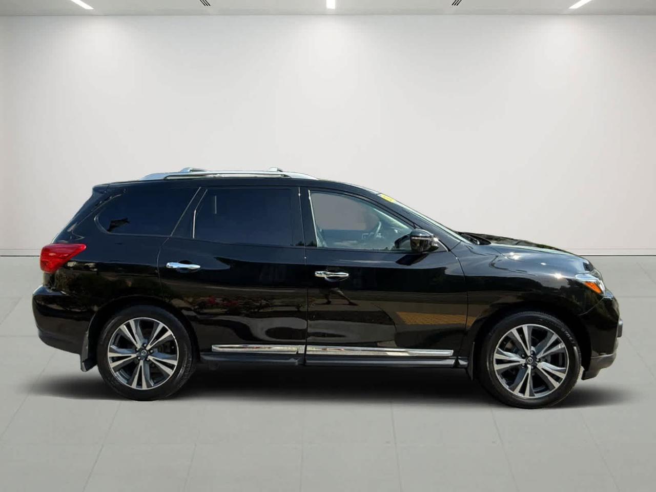 2019 Nissan Pathfinder Platinum Wellesley MA