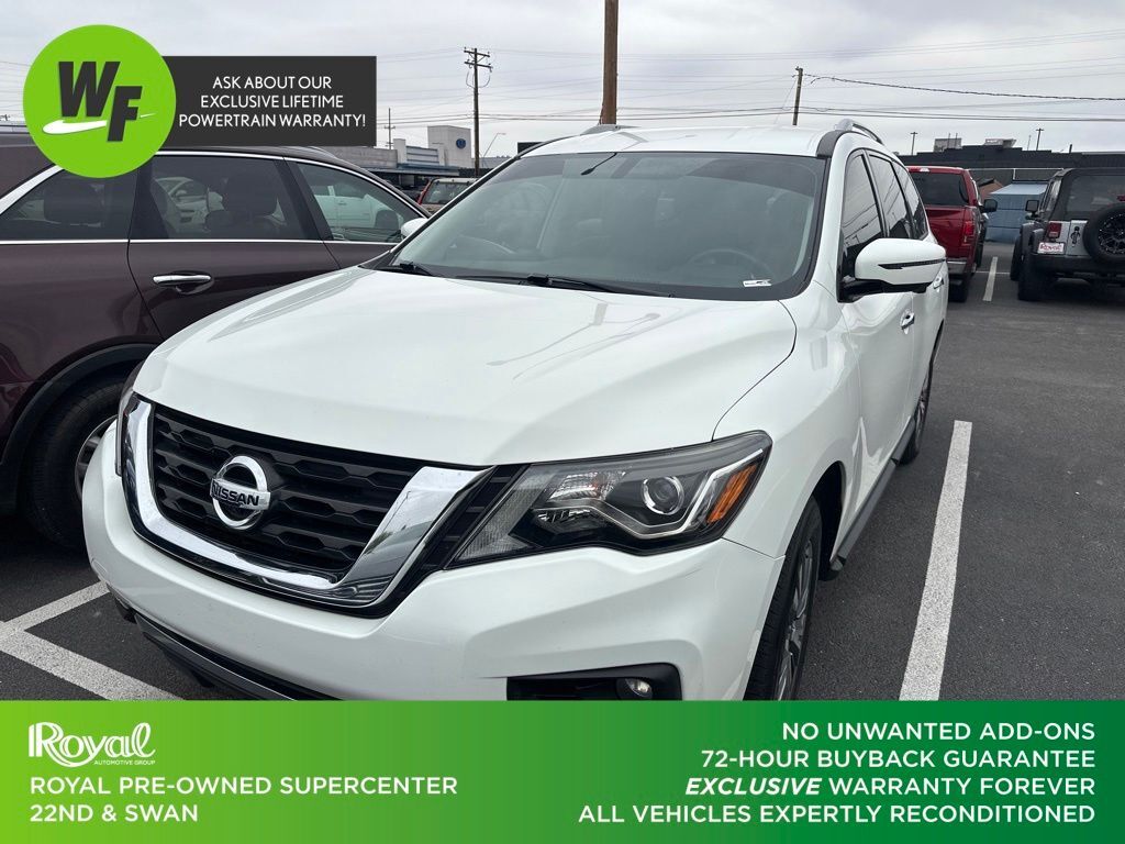 2019 Nissan Pathfinder SL 2WD's photo