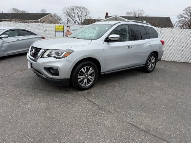 2019 Nissan Pathfinder SV
