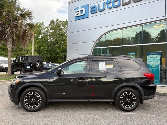 2019 Nissan Pathfinder SV