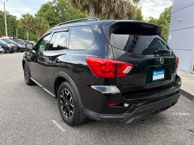 2019 Nissan Pathfinder SV