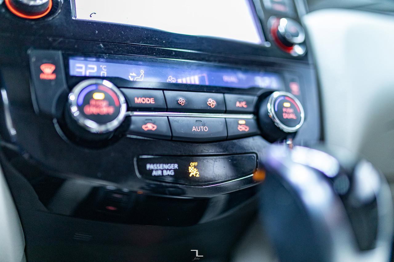 2019 Nissan Qashqai AWD SL Leather Roof Nav BCam Red Deer AB