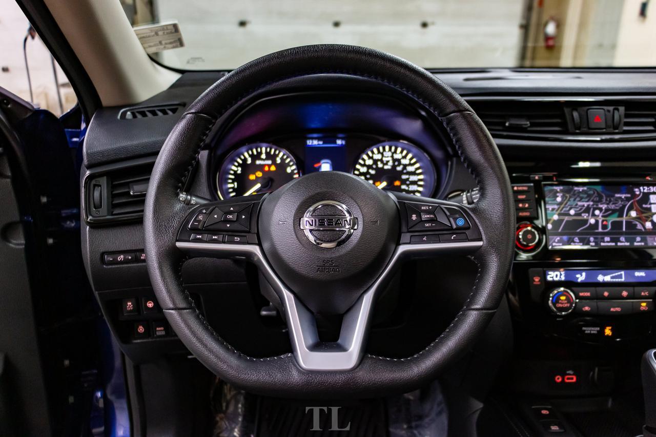 2019 Nissan Rogue AWD SL Luxury Leather Roof Nav BCam Red Deer AB