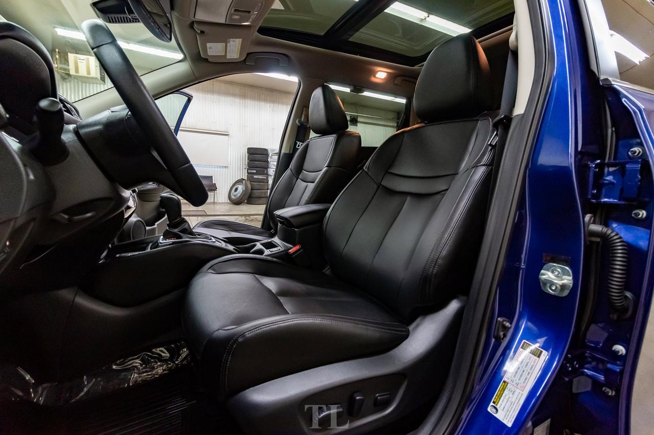 2019 Nissan Rogue AWD SL Luxury Leather Roof Nav BCam Red Deer AB