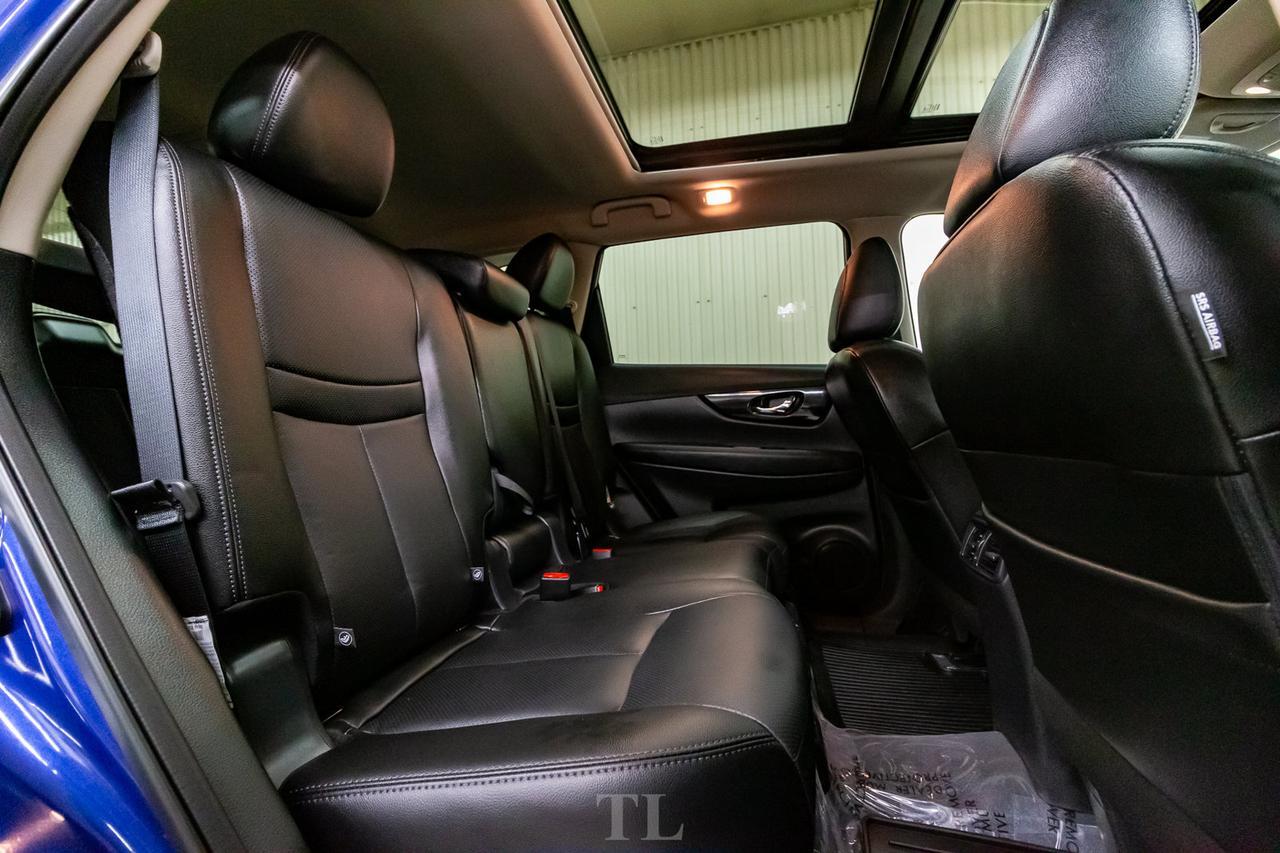 2019 Nissan Rogue AWD SL Luxury Leather Roof Nav BCam Red Deer AB
