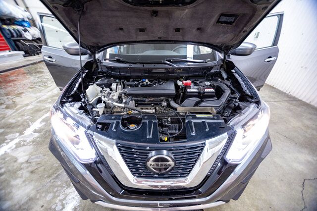2019 Nissan Rogue AWD SV Roof BCam Red Deer AB