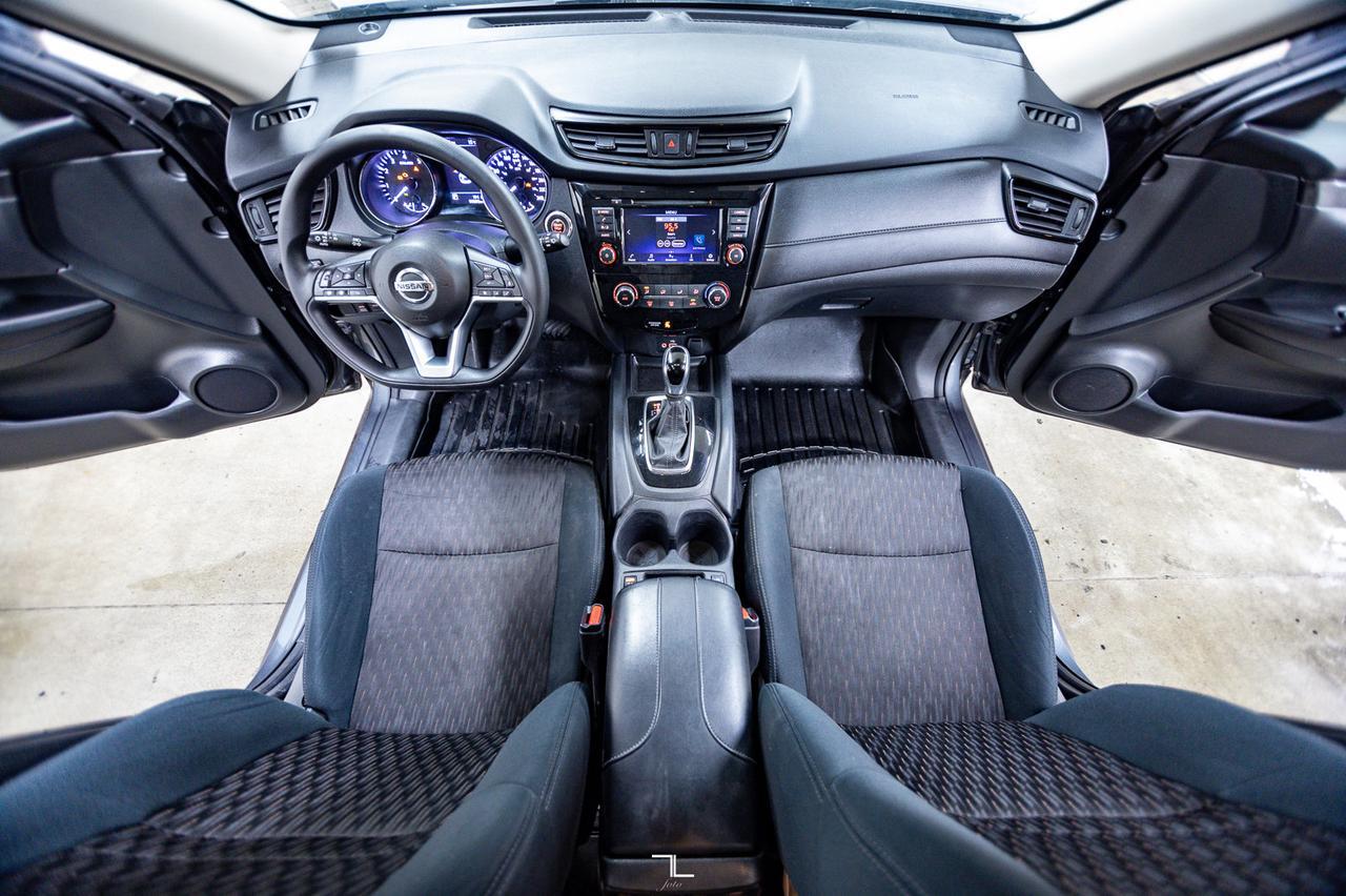 2019 Nissan Rogue AWD SV Roof BCam Red Deer AB