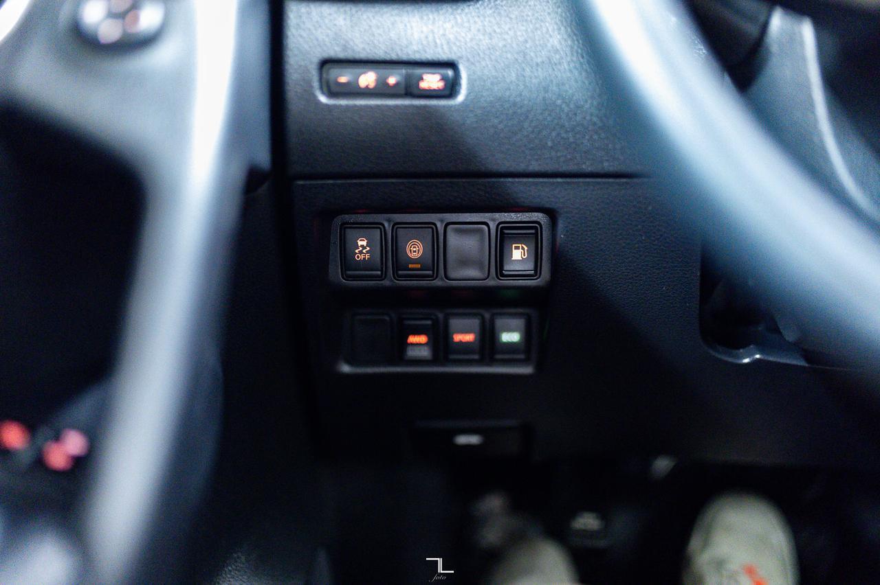 2019 Nissan Rogue AWD SV Roof BCam Red Deer AB