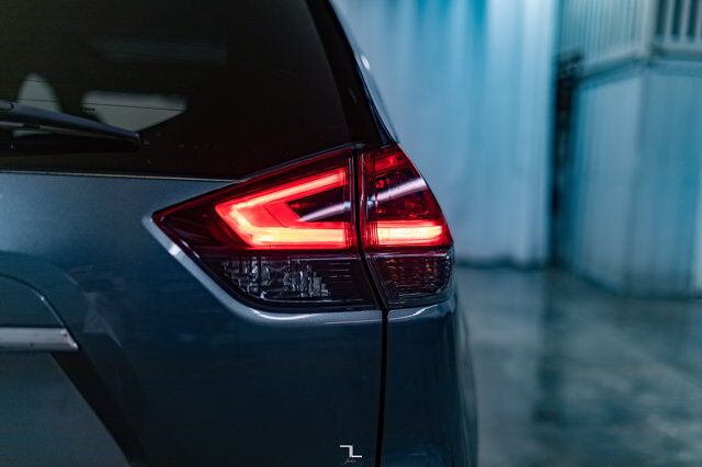 2019 Nissan Rogue AWD SV Roof BCam Red Deer AB