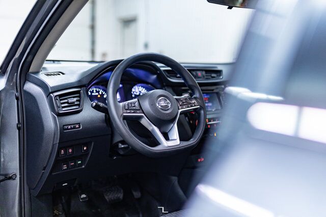 2019 Nissan Rogue AWD SV Roof BCam Red Deer AB