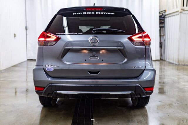 2019 Nissan Rogue AWD SV Roof BCam Red Deer AB