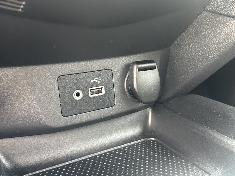 2019 Nissan Rogue SV - GREAT SERVICE HISTORY Webster MA