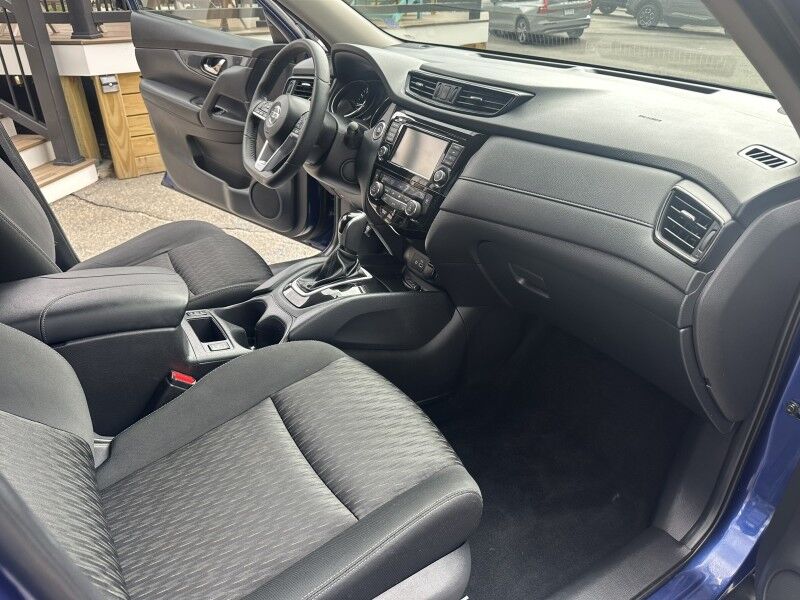 2019 Nissan Rogue SV - GREAT SERVICE HISTORY Webster MA