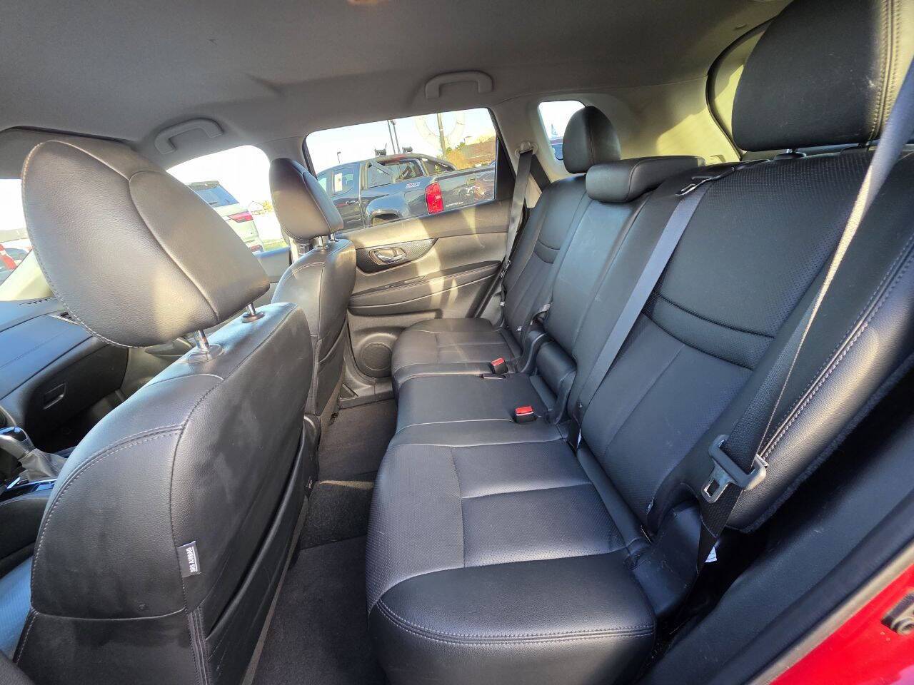 2019 Nissan Rogue SV AWD 4dr Crossover Eldridge IA