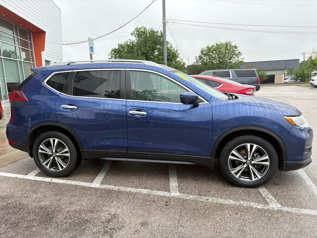 2019 Nissan Rogue SV