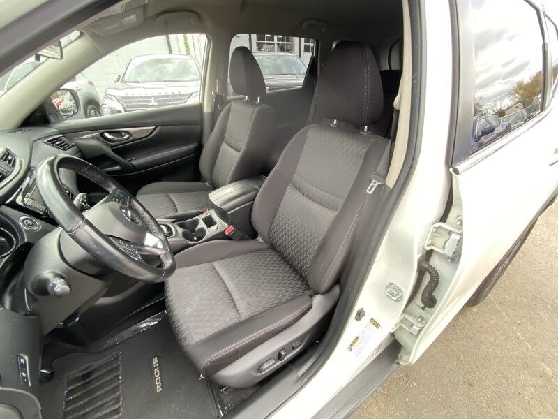 2019 Nissan Rogue SV Bristol  PA