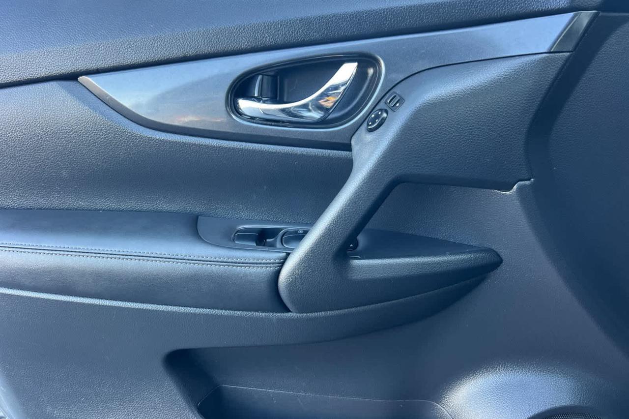 2019 Nissan Rogue SV Roseville CA