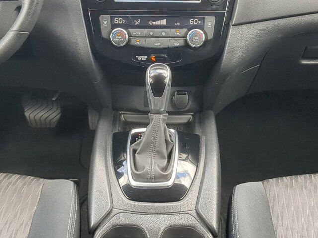 2019 Nissan Rogue SV Winder GA