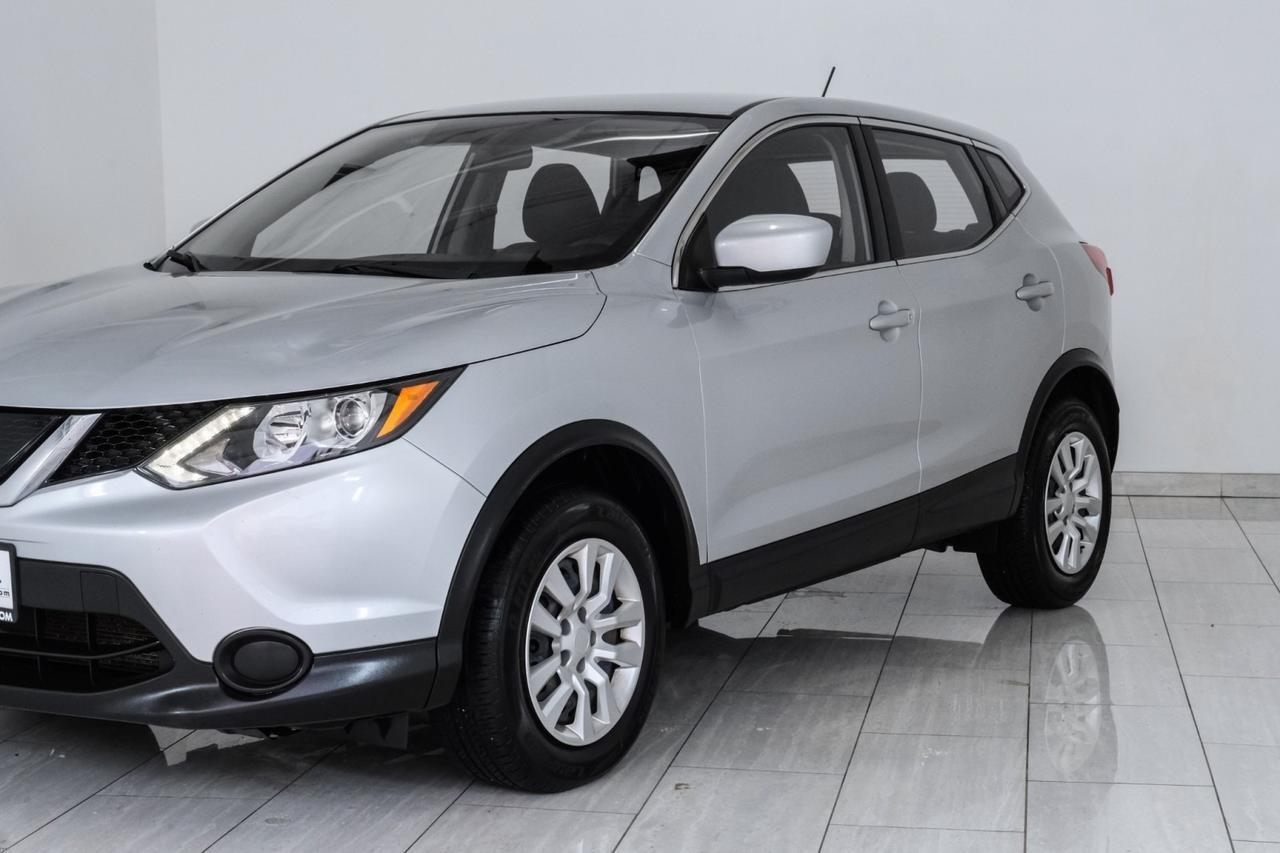 2019 Nissan Rogue Sport S AUTOMATIC BLIND SPOT ASSIST EMERGENCY BRAKING REAR CAMERA BLUETOOTH Carrollton TX