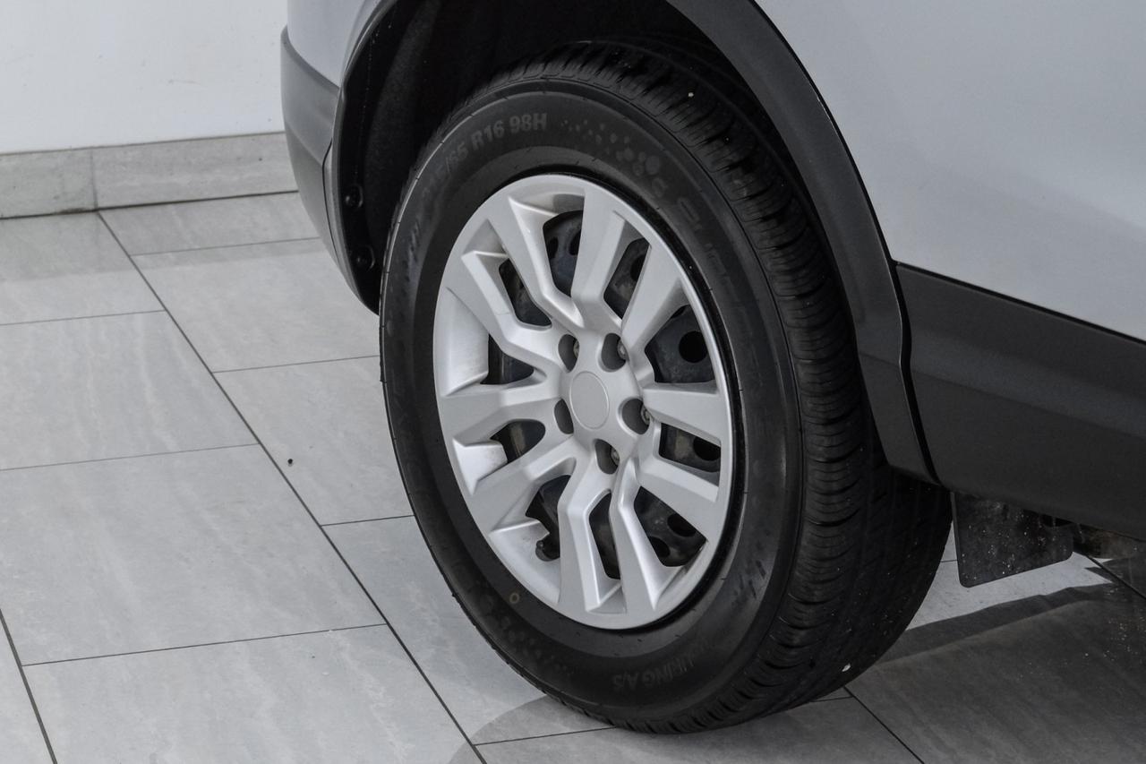 2019 Nissan Rogue Sport S AUTOMATIC BLIND SPOT ASSIST EMERGENCY BRAKING REAR CAMERA BLUETOOTH Carrollton TX