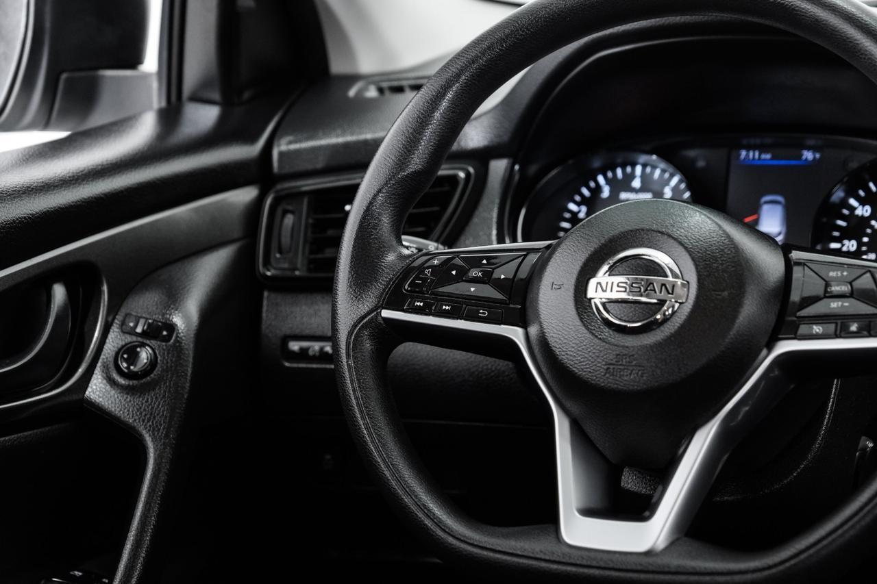 2019 Nissan Rogue Sport S AUTOMATIC BLIND SPOT ASSIST EMERGENCY BRAKING REAR CAMERA BLUETOOTH Carrollton TX