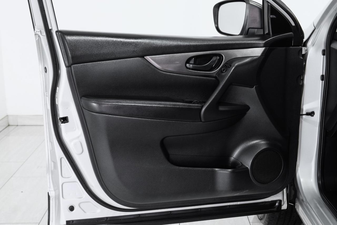 2019 Nissan Rogue Sport S AUTOMATIC BLIND SPOT ASSIST EMERGENCY BRAKING REAR CAMERA BLUETOOTH Carrollton TX