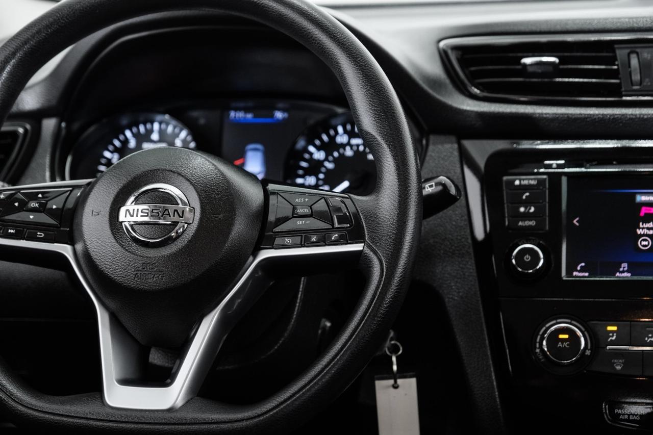 2019 Nissan Rogue Sport S AUTOMATIC BLIND SPOT ASSIST EMERGENCY BRAKING REAR CAMERA BLUETOOTH Carrollton TX