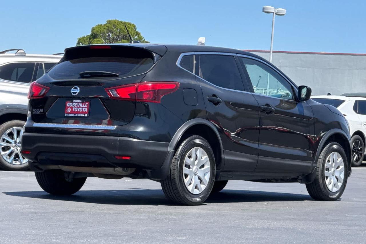 2019 Nissan Rogue Sport S