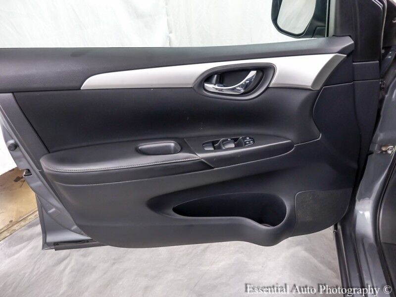 2019 Nissan Sentra SV Willowbrook IL