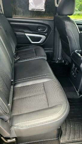 2019 Nissan TITAN PRO-4X Gaston SC