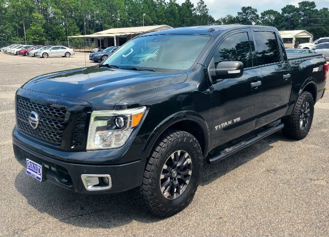 2019 Nissan TITAN PRO-4X Gaston SC