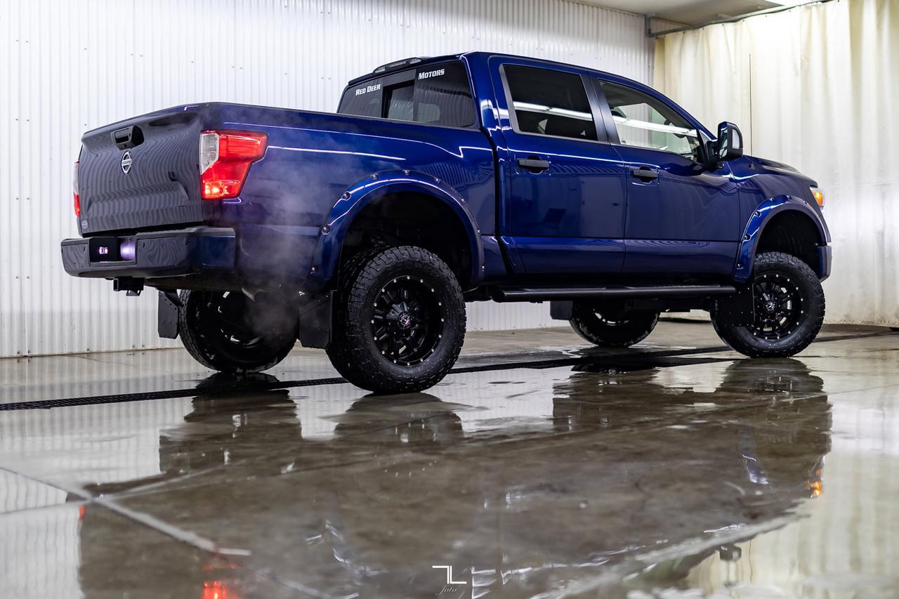 2019 Nissan Titan 4x4 Crew Cab Pro-4X Nav BCam 6" Lift Red Deer AB