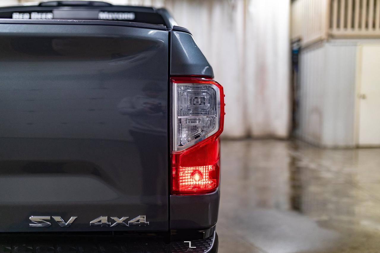 2019 Nissan Titan 4x4 Crew Cab SV Nav BCam Red Deer AB