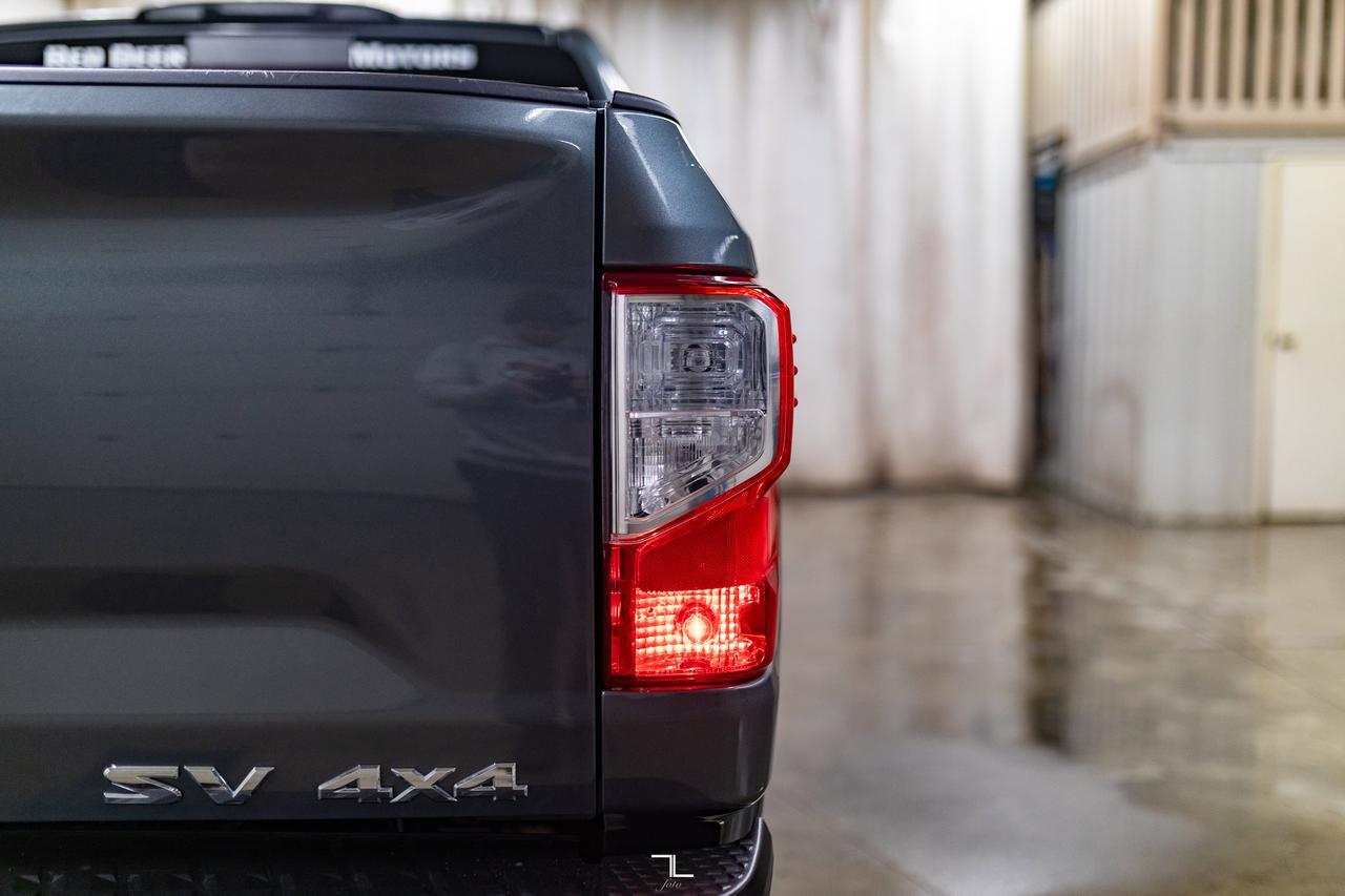 2019 Nissan Titan 4x4 Crew Cab SV Nav BCam Red Deer AB