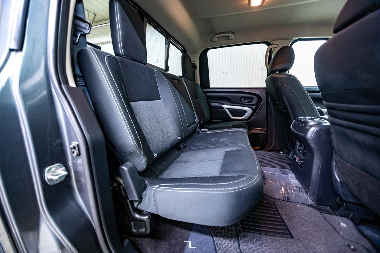 2019 Nissan Titan 4x4 Crew Cab SV Nav BCam Red Deer AB