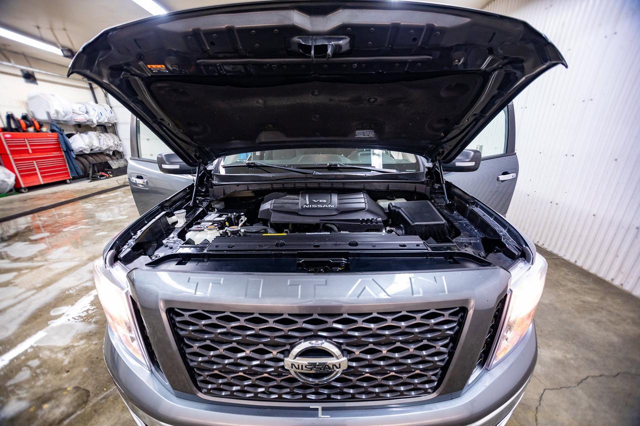 2019 Nissan Titan 4x4 Crew Cab SV Nav BCam Red Deer AB