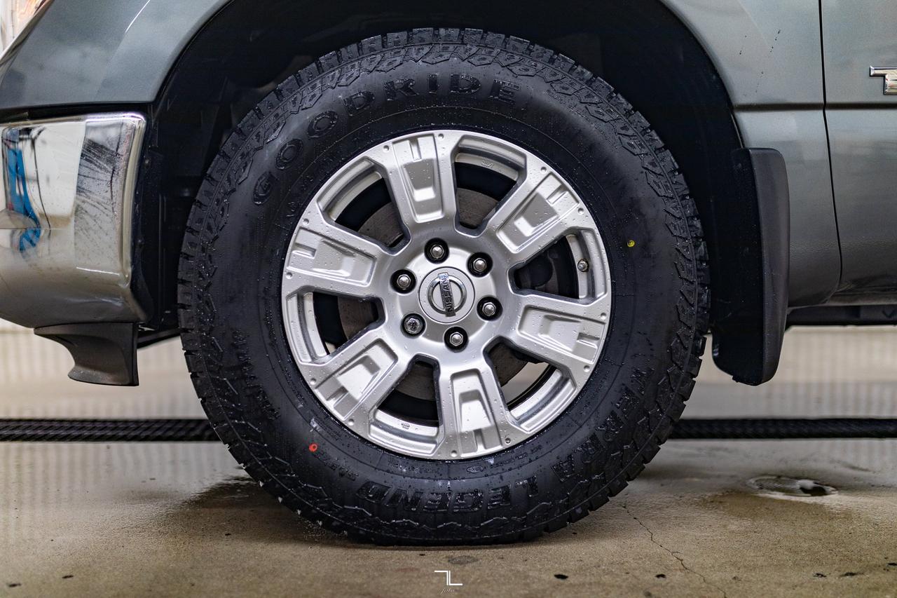 2019 Nissan Titan 4x4 Crew Cab SV Nav BCam Red Deer AB