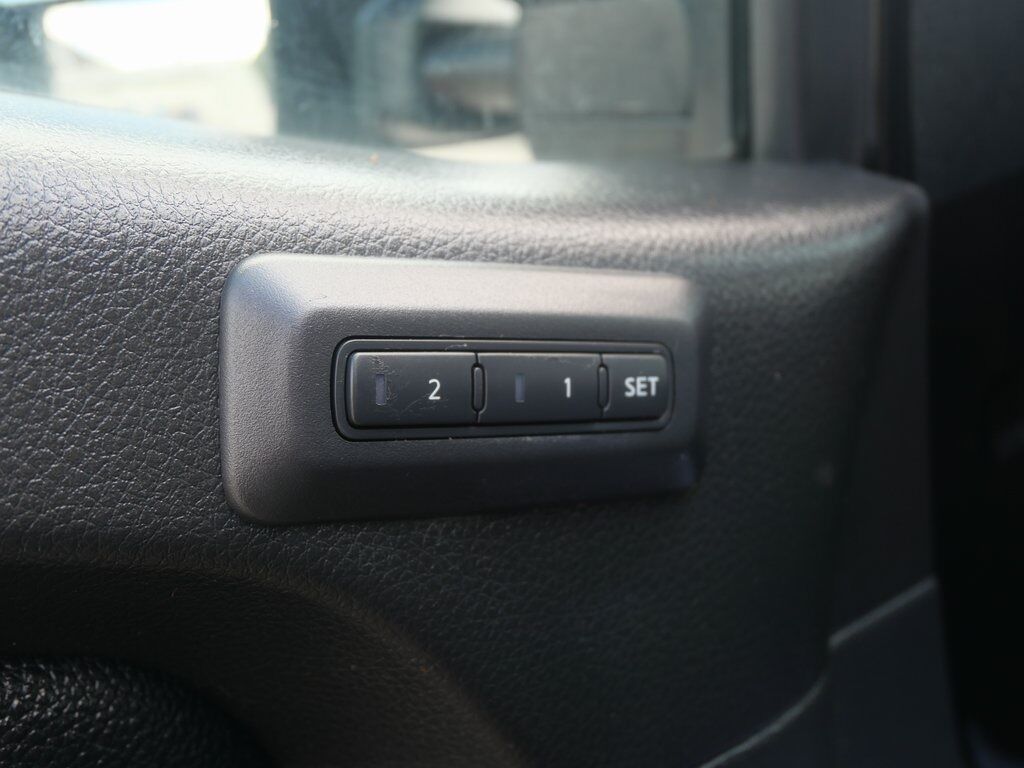 2019 Nissan Titan SL Mt Pleasant MI