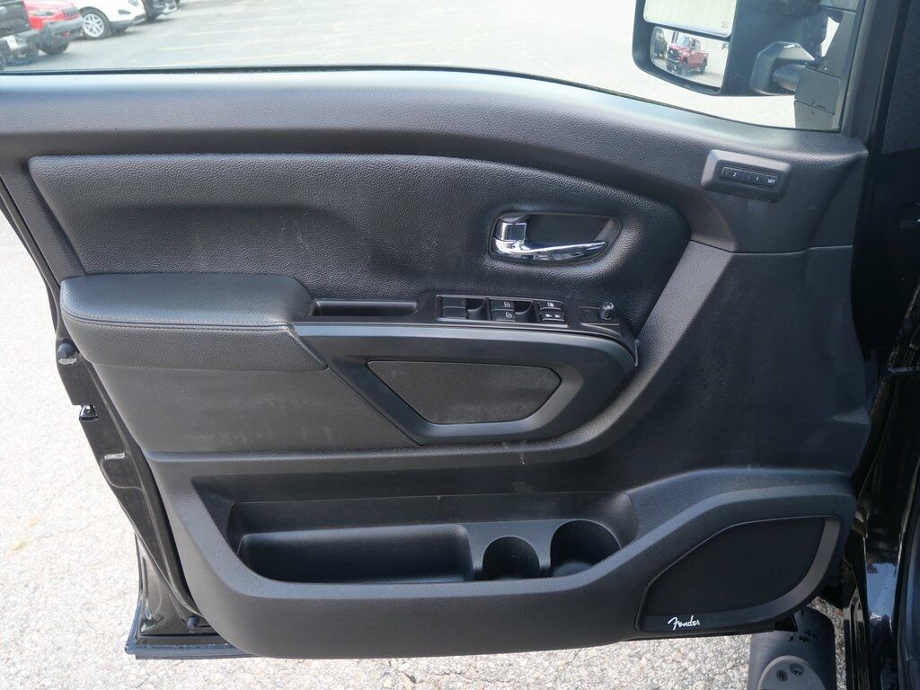 2019 Nissan Titan SL Mt Pleasant MI
