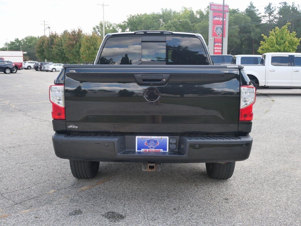 2019 Nissan Titan SL Mt Pleasant MI