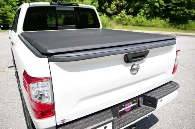 2019 Nissan Titan SV 4x4 / 5.6L V8 / Convenience Package! High Point NC