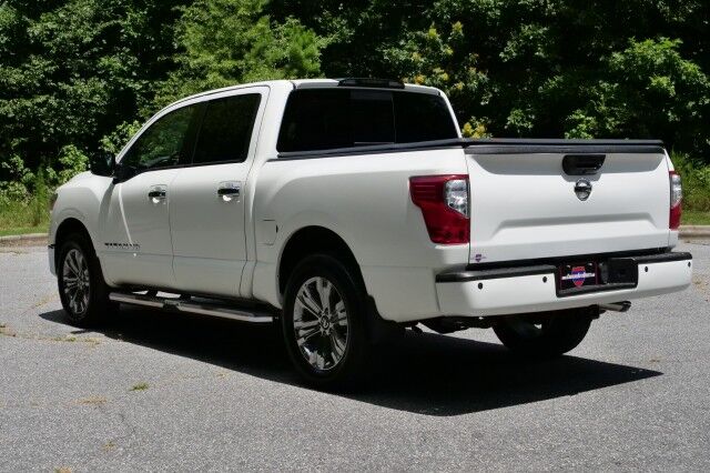 2019 Nissan Titan SV 4x4 / 5.6L V8 / Convenience Package! High Point NC