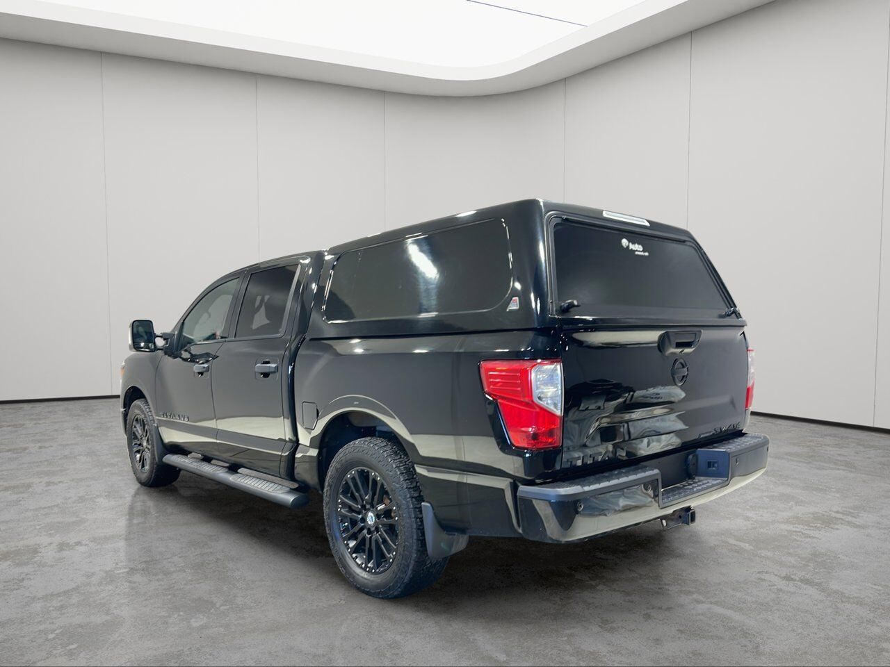 2019 Nissan Titan SV MIDNIGHT EDITION