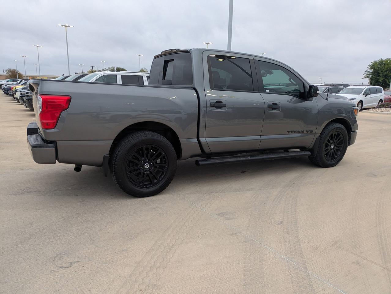 2019 Nissan Titan SV