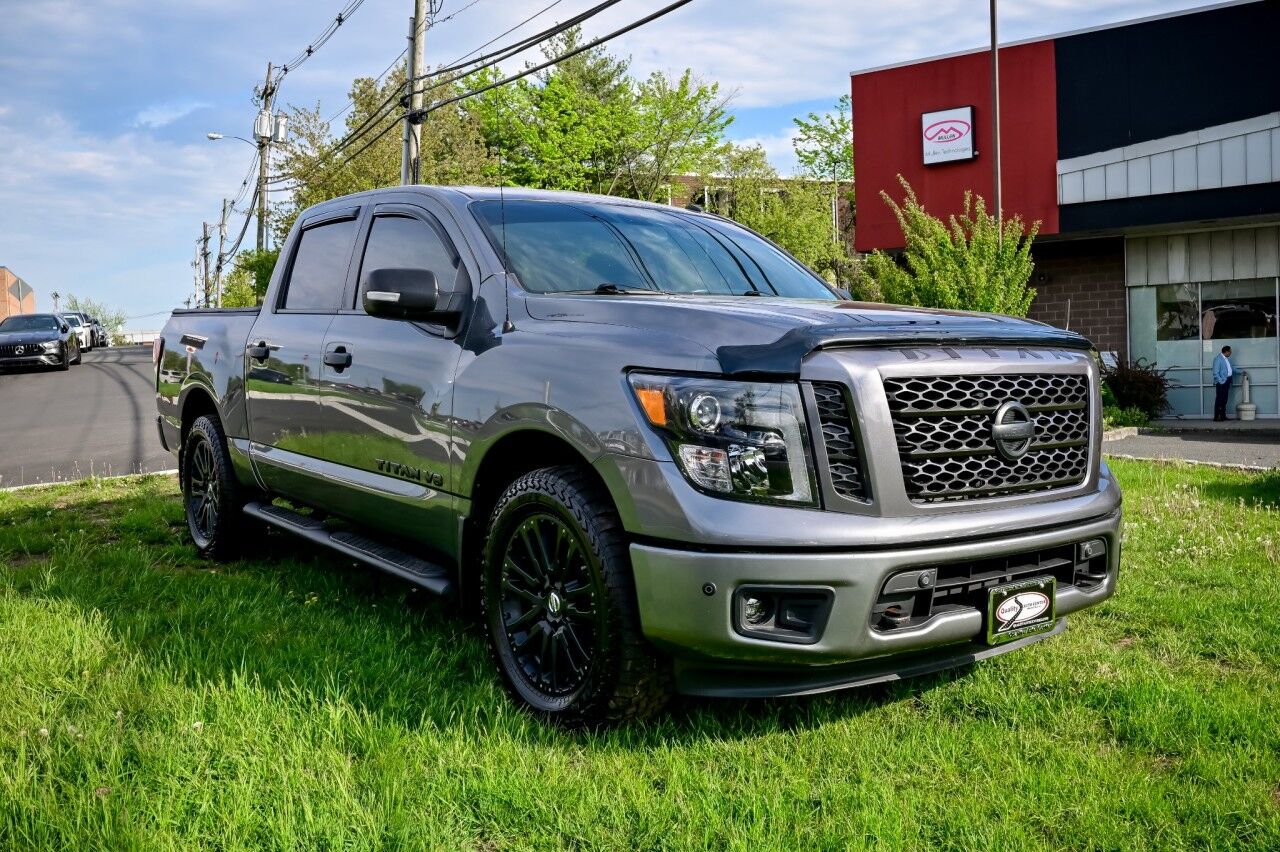 2019 Nissan Titan SV