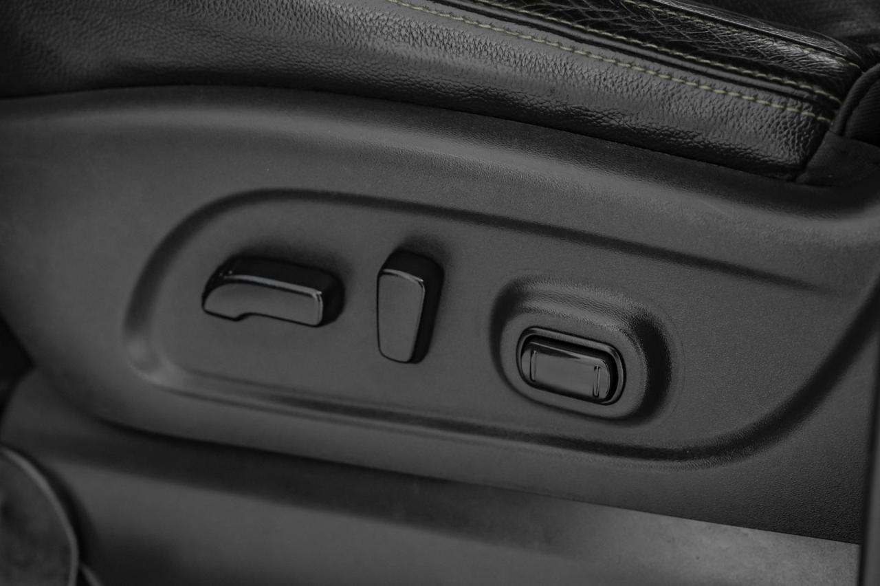 2019 Nissan Titan XD SL CREW CAB 4WD AUTOMATIC BLIND SPOT ASSIST NAVIGATION LEATHER H Carrollton TX