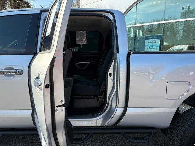 2019 Nissan Titan XD SV - Photo 28